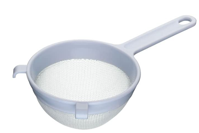 SIEVE, for spraying