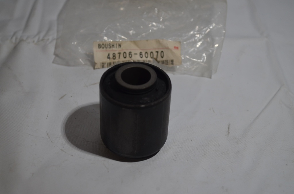 BUSH Panhard rod, FR, HZJ78/79 LHD