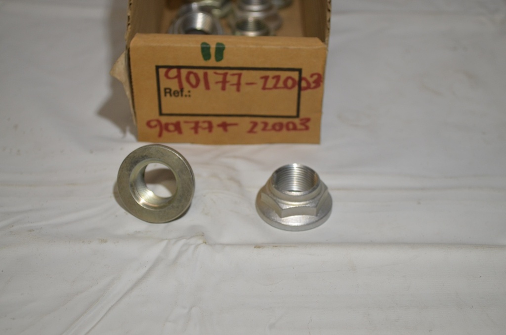 NUT drive pinion flange, FR, HZJ7#