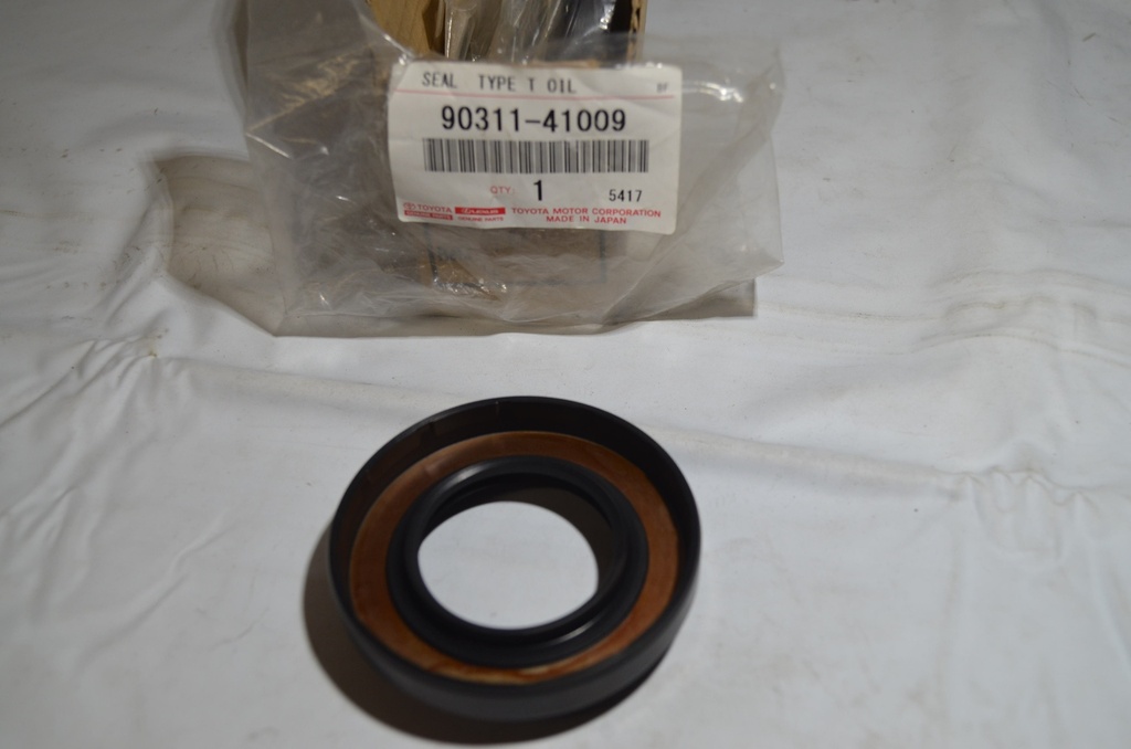 OIL SEAL differential, HZJ7# FR & LH202 RR