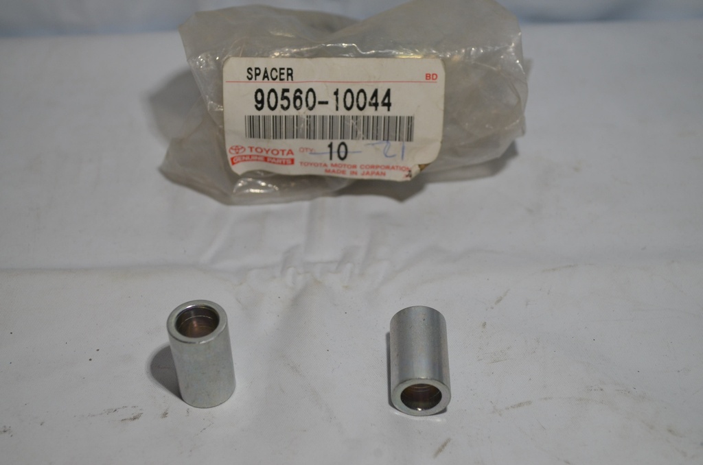 SPACER stabilizer bar end, FR, HZJ7#