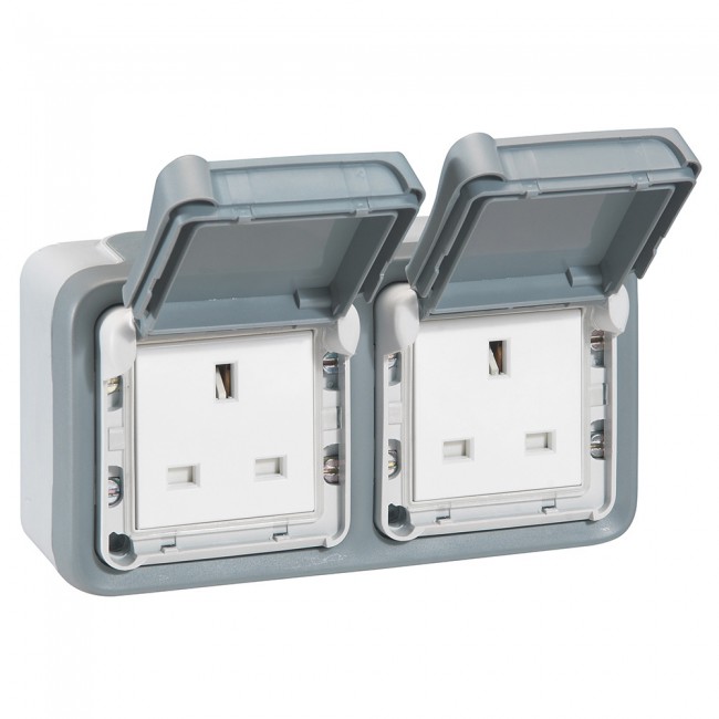 PRISE double (Legrand Plexo) 2P+E/13A, UK IP55, gris saillie