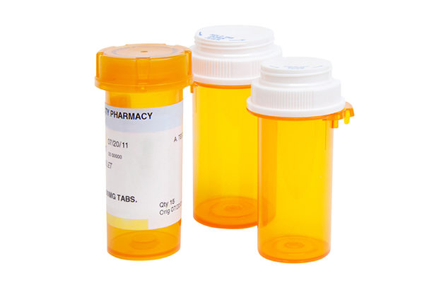 CONTAINER for drugs, plastic, amber, 150 ml + lid
