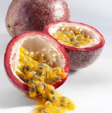 PASSION FRUIT, fresh fruit, per kg