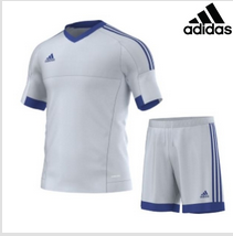 TENUE DE FOOTBALL maillot, taille S + short