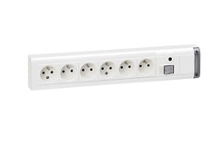 [PELEEXTDNC26P] MULTISOCKET UNIT, 6 sock 2P+E, 16A, w/out cable + protection