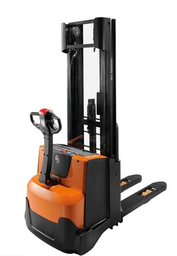 [PPACTRUCB1436] PALLET STACKER electric (BT SWE140L) 1400kg, 3655mm, triplex