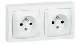 [PELETERM0SDES] SOCKET double,surf mount., 2P+E/16A,type E, auto. connection