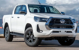 [TTOYIL4GD15L] HILUX 4x4 (GUN 126) 5 sièges, diesel LHD pick-up double cab.